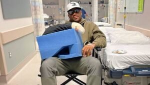 Russell Wilson: What team did go to| Hand| Hand surgery