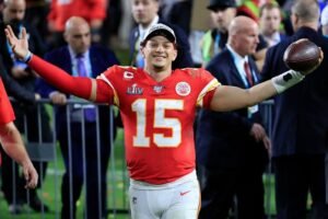 Patrick Mahomes: Wife pregnant| What nationality is| Guaranteed money