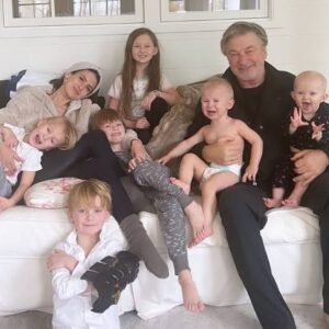 Hilaria Baldwin: Did have a surrogate| Kids ages| Why did use a surrogate