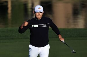 Si Woo Kim: Withdraws| Military service| Sister