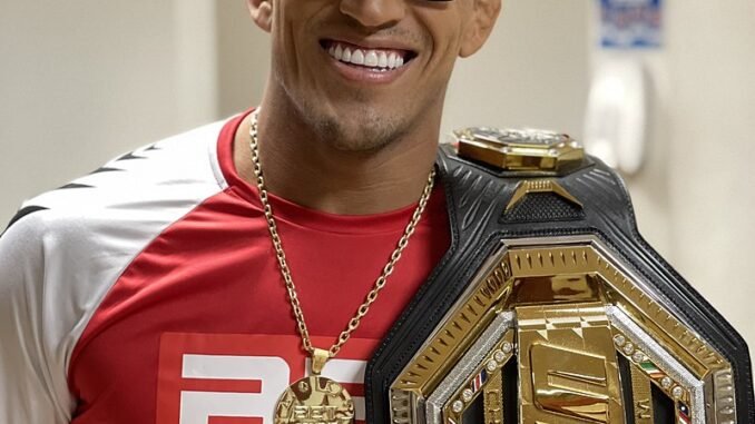 Charles_Oliveira_do_Bronxs