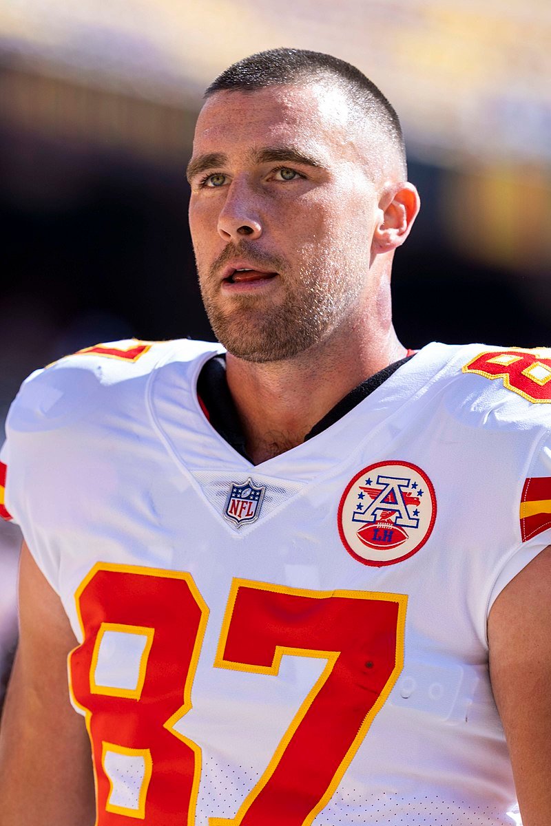 Travis Kelce Restructure Cincinnati Contract extension sportsjone