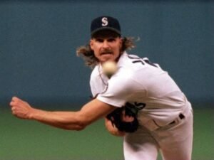 Randy Johnson: Photographer| Career earnings| Who is| Hit bird