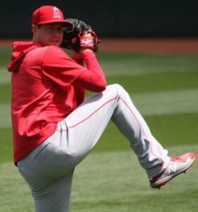 Tyler Skaggs: Angels pitcher| Angels death| Wife remarried