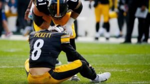 Kenny Pickett: Concussion video| Hurt| Injury