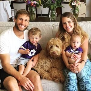 Kirk Cousins: Family| Chain| Golf course| On plane