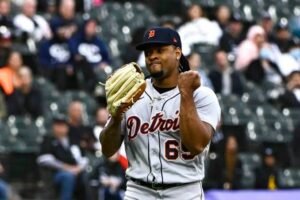 Gregory Soto: Fangraphs| Contract| Age| Is married