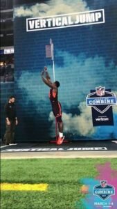 Dk Metcalf: Vertical leap| Shirtless| Vertical jump| Gay