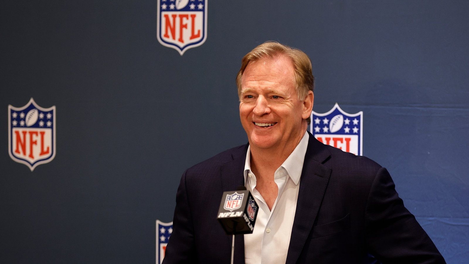 Roger Goodell: Net worth 2023| Salary| New contract