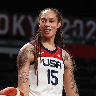 Brittney Griner: Why isn't playing| Hurt| No shirt