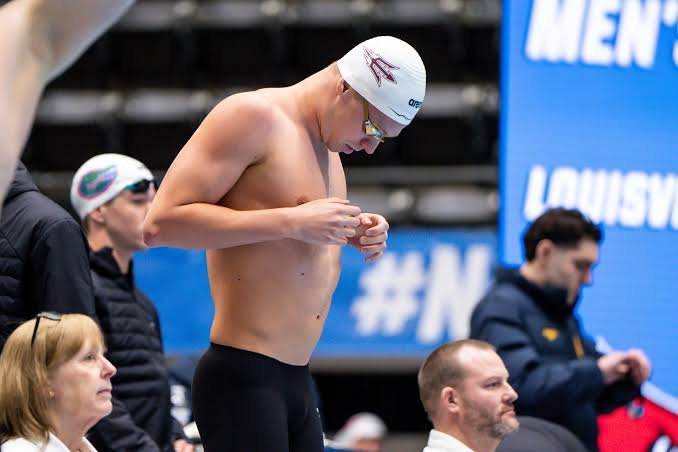 Leon Marchand: 500 yard freestyle| Net worth| 200m papillon