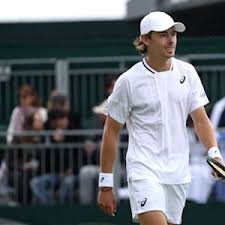 Alex de Minaur: Age| Score| Partner| How tall