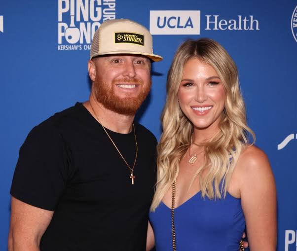 Justin Turner: Wife| Reference| Stats 