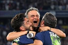 Luis Enrique Makes Champions League History as PSG Crushes Inter 5-0