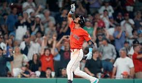 Rafaela Sparks Red Sox 7th Straight Win with Clutch Comeback