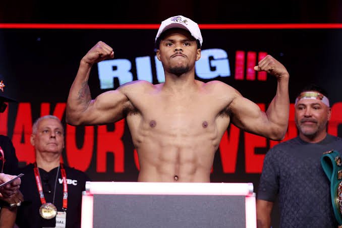 Shakur Stevenson Beats William Zepeda
