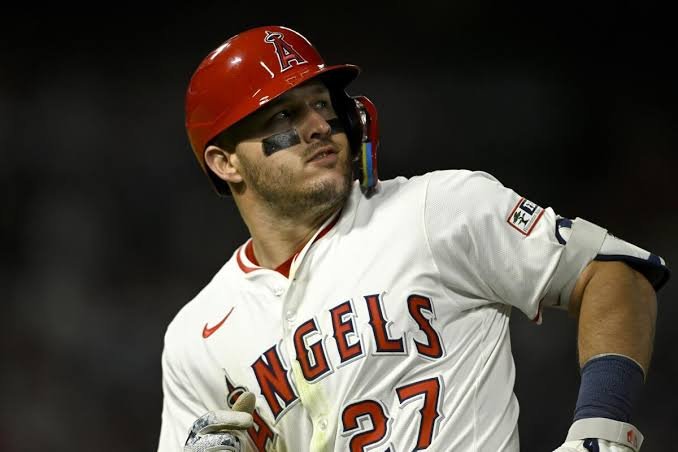 Mike Trout: Is playing today| Last 10 games| Injury History