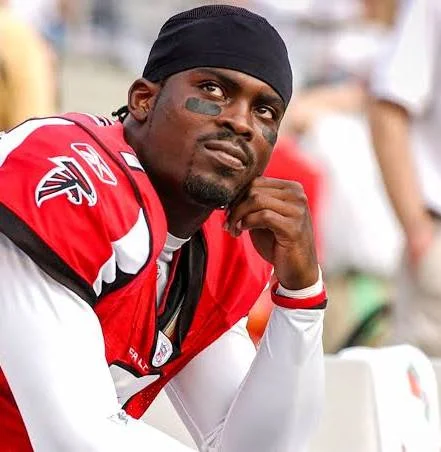 Michael Vick: How long was in jail| Net Worth| Highlights| Shoes