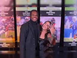 Travis Hunter: Baby| Did have a baby| Divorce| Is having a baby| Age