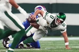 Aaron Rodgers: Who did play for last year| Why did leave the jets