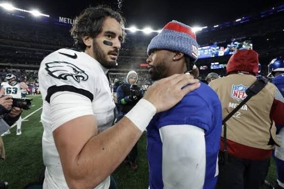 Marcus Mariota: Tyrod taylor or| Geno smith or| Playoff record