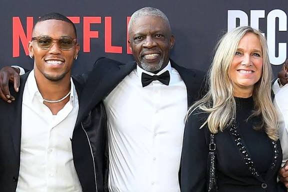 Amon-Ra St. Brown: Father| Mother| Wife| Family| Is playing tonight