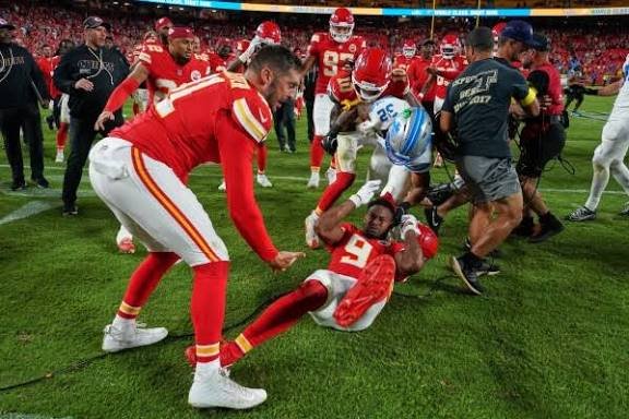 Brian Branch: Fine| Juju smith schuster| News| Punch| Net worth 