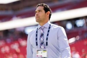 Mark Sanchez: Salary| USC| Indianapolis| Was fired| Teams| Height