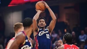 De'Andre Hunter: Josh Giddey crossover| Ankle breaker| Injury update 