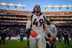 Alex Singleton: Cancer| Wife| Denver broncos| News| Contract| PFF