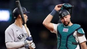 Aaron Judge: Height and weight| Has won a world series| Stats vs cal raleigh