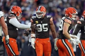 Myles Garrett: Sacks today| How many sacks today| How many sacks did have today