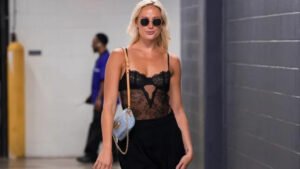 Sophie Cunningham: Brother| Is a lesbian| Bikini pics| Is gay| Trade