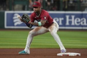 Ketel Marte: Yankees| Red Sox| Contract| Jersey| Mom| Trade| Height