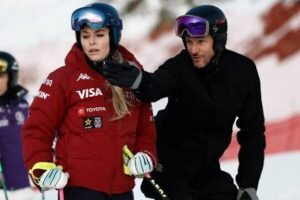 Lindsey Vonn: Wins downhill| Injuries| Aksel lund svindal| Surgeries