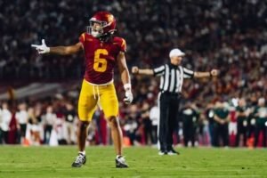 Makai Lemon: 247| Stats| Usc biletnikoff award| Polynesian| Update