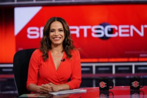 Elle Duncan: Sportscenter| Salary| Netflix salary| Who is