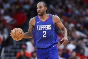 Kawhi Leonard: Is playing tonight| Stats tonight| Shoes| Hands