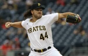 Cody Ponce: Pirates| Fangraphs| Blue jays| KBO| Stats| Age| Wife