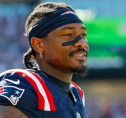 Stefon Diggs: Stats today| Shoulder pads| Baby mommas| Who is dating