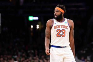 Mitchell Robinson: News| Trade rumors| Trade| Truck| Height| Age 