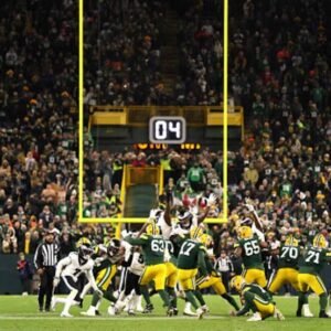 Brandon McManus: College| Missed field goal| Packers| Wife