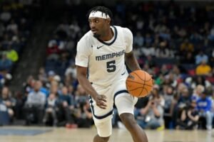 Vince Williams Jr: Contract| Stats| Shoes| Contract| Age| Height 