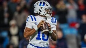 Darian Mensah: Sister| Nil deal| Transfer portal| Parents| Stats