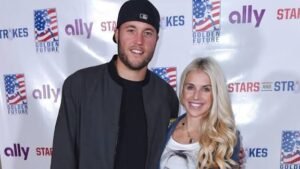 Matthew Stafford: Is a christian| How old is of the rams| Wife tumor