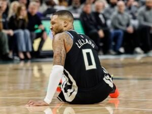 Damian Lillard: When is coming back| How tall is| Why isn't playing