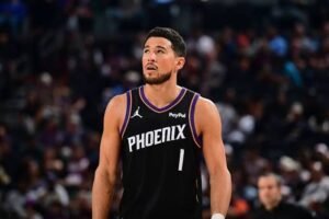 Devin Booker: Is hurt| Injury tonight| What happened to| Points tonight