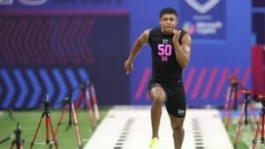 Lorenzo Styles: And sonny styles| Is related to sonny styles| 40 time