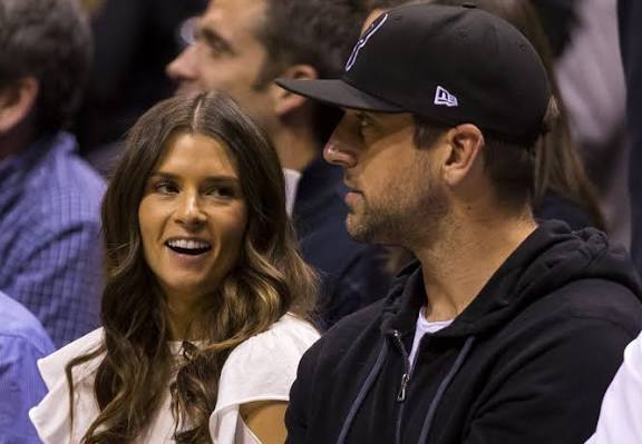 Aaron Rodgers: Wife brittani photo| New wife| Is married| Sister