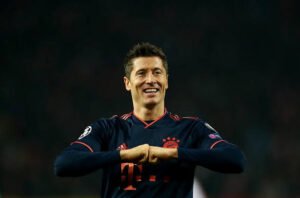 Lewandowski: Fired| Jersey| Retirement| Is married| Net Worth 